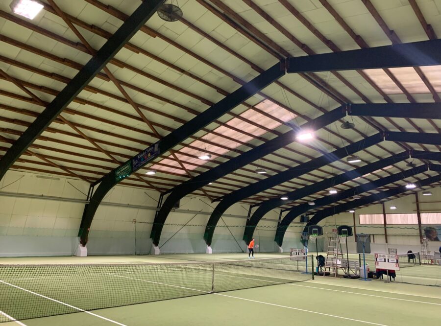 Unsere Tennishalle erstrahlt in neuer Helligkeit