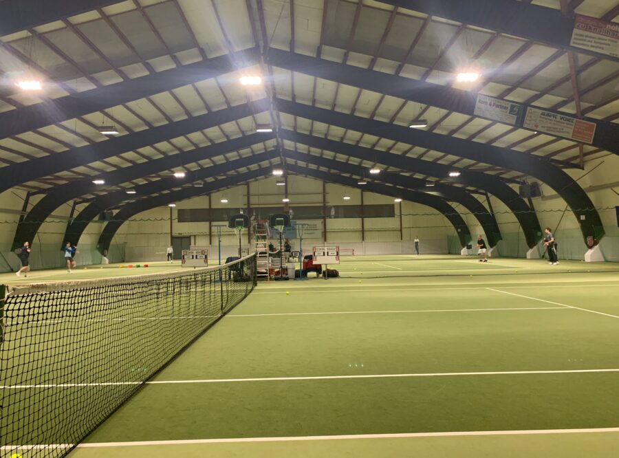 Unsere Tennishalle erstrahlt in neuer Helligkeit