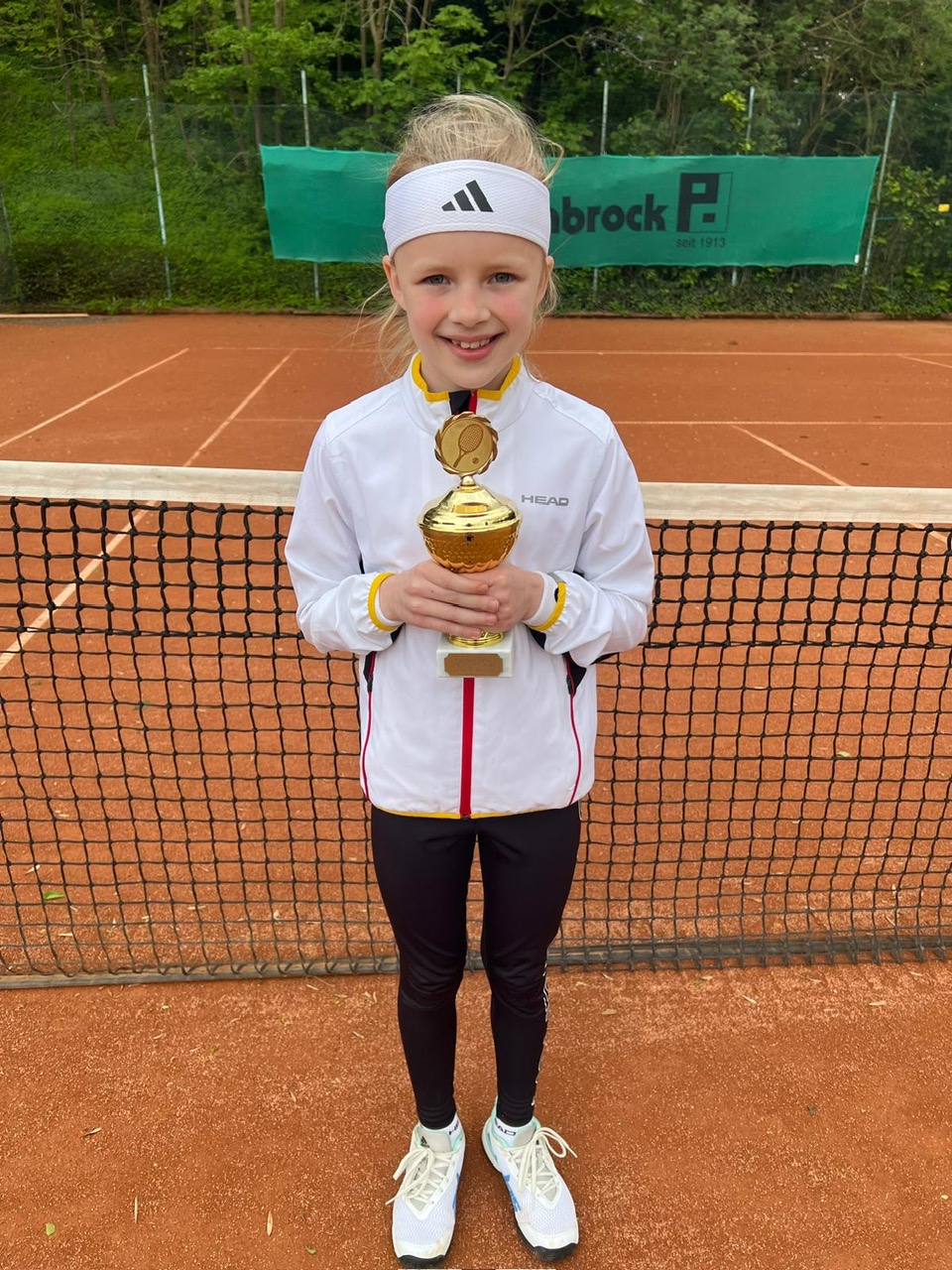 Vivianna Sutor in Osnabrück mit erfolgreichem 2.Platz Mädchen U10